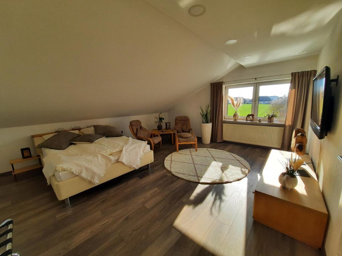 Pflaumers Ferienwohnung Eppingen Bagian luar foto